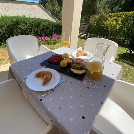 Punta E With Garden Premantura