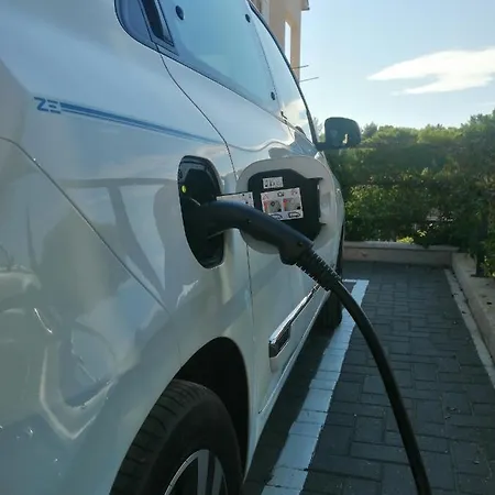 Punta E With Garden Premantura