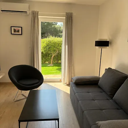 شقة Punta E With Garden *