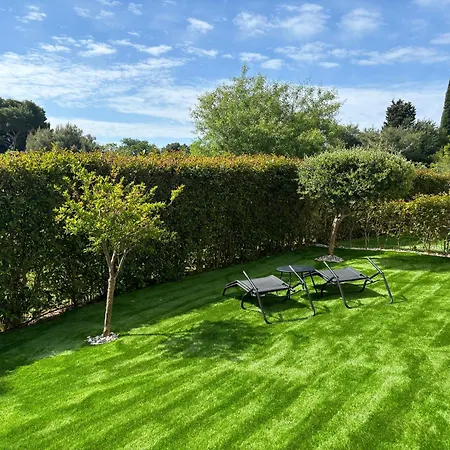 Punta E With Garden Premantura